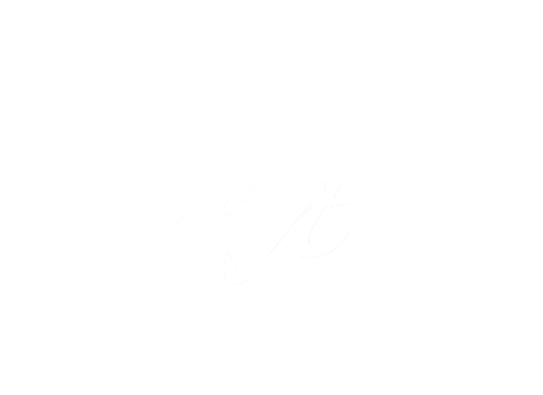 LizR Clothing Logo